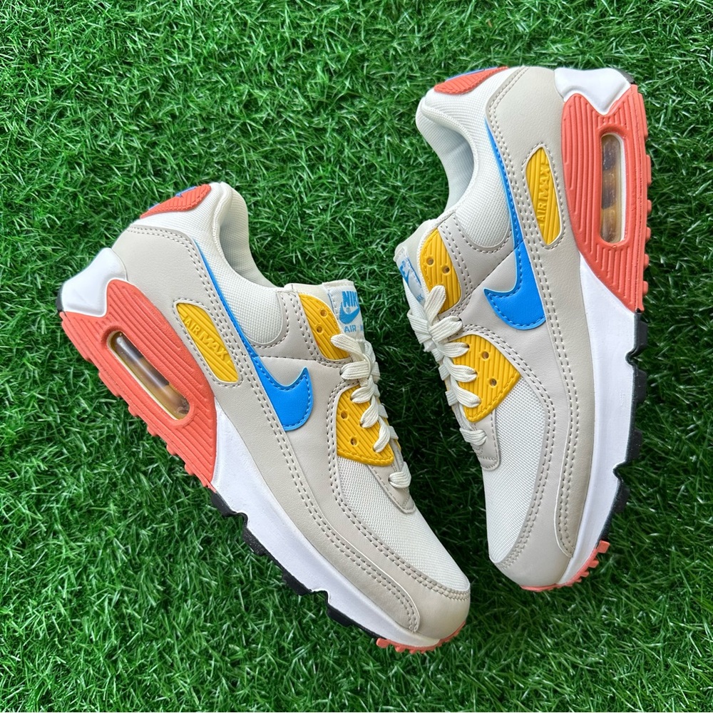 Nike Air Max 90 - Picture 5 of 8